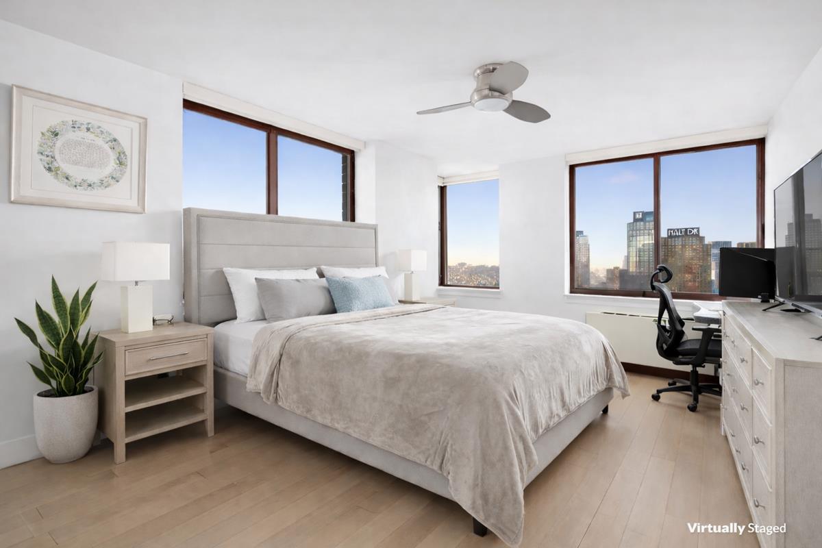 4-74 48th Avenue 26-J Long Island City Queens NY 11109