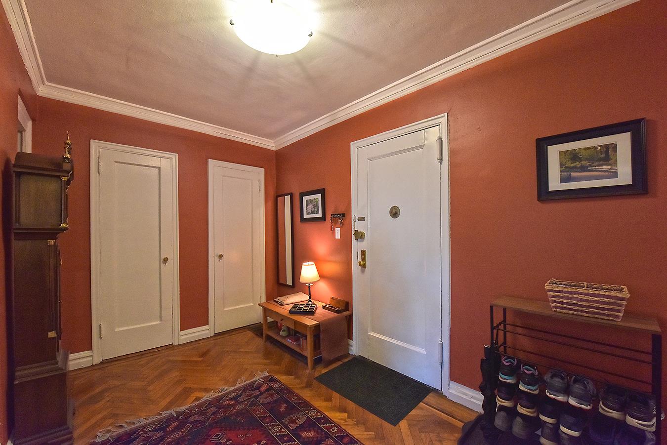 50 Park Terrace W, #1H
