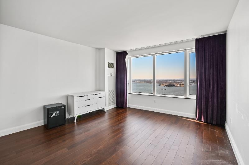 70 Little West Street, #32D