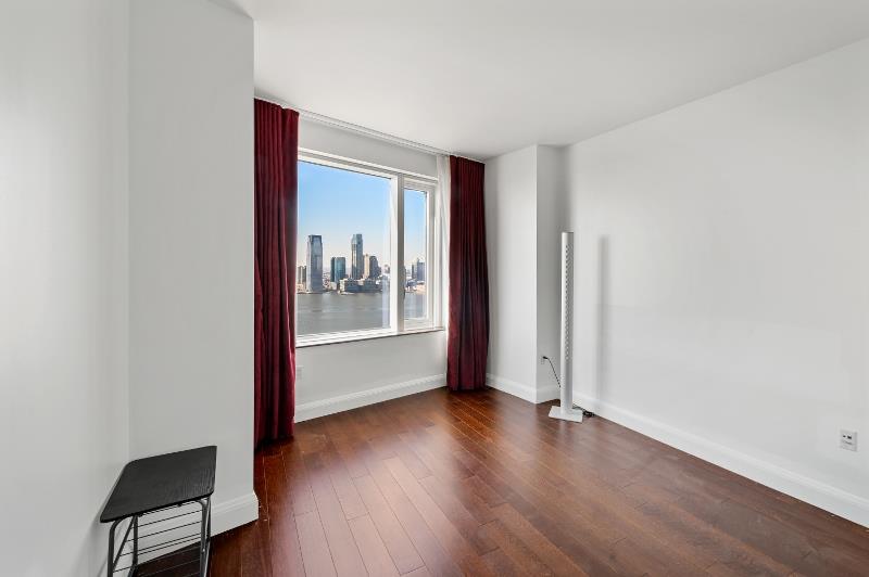 70 Little West Street, #32D