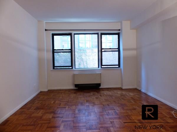 240 East 46th Street Midtown East New York NY 10017