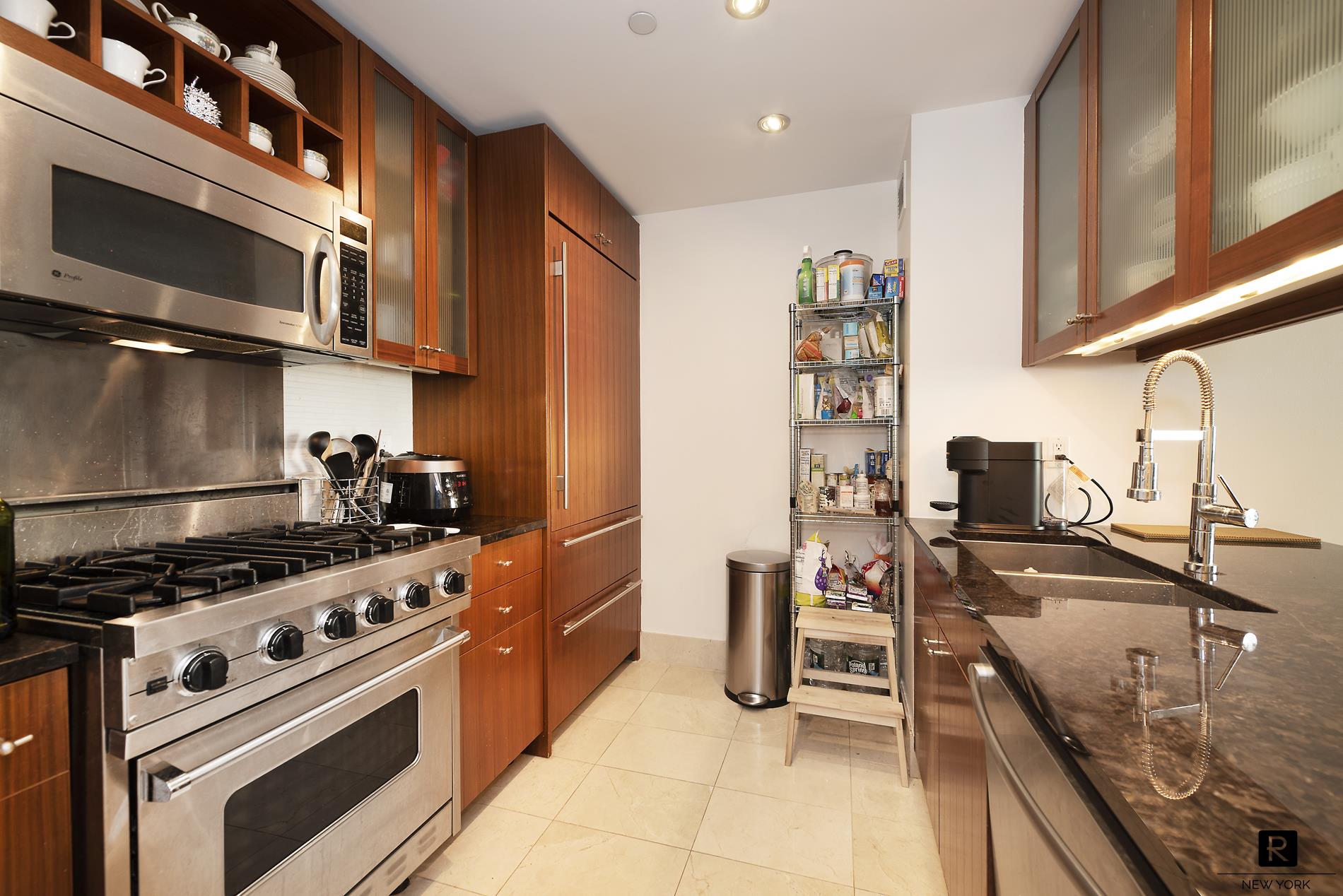 250 East 53rd Street Turtle Bay New York NY 10022