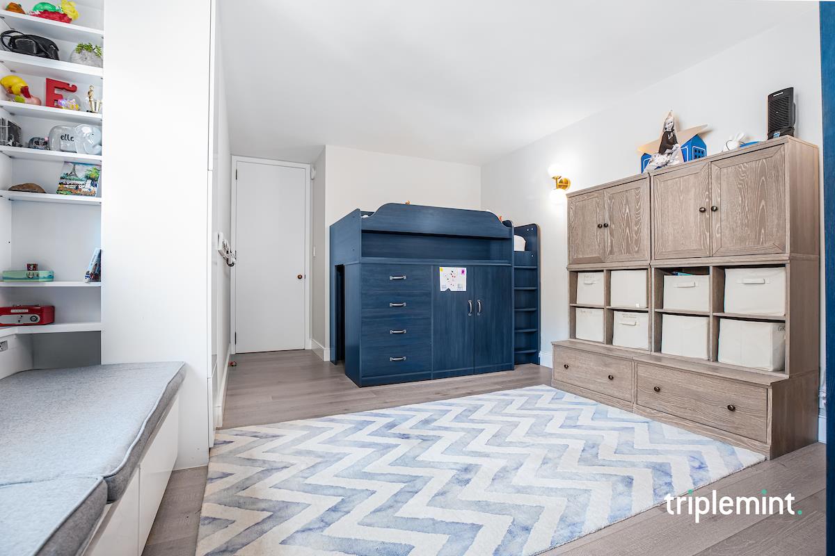 415 Grand Street, #E1104