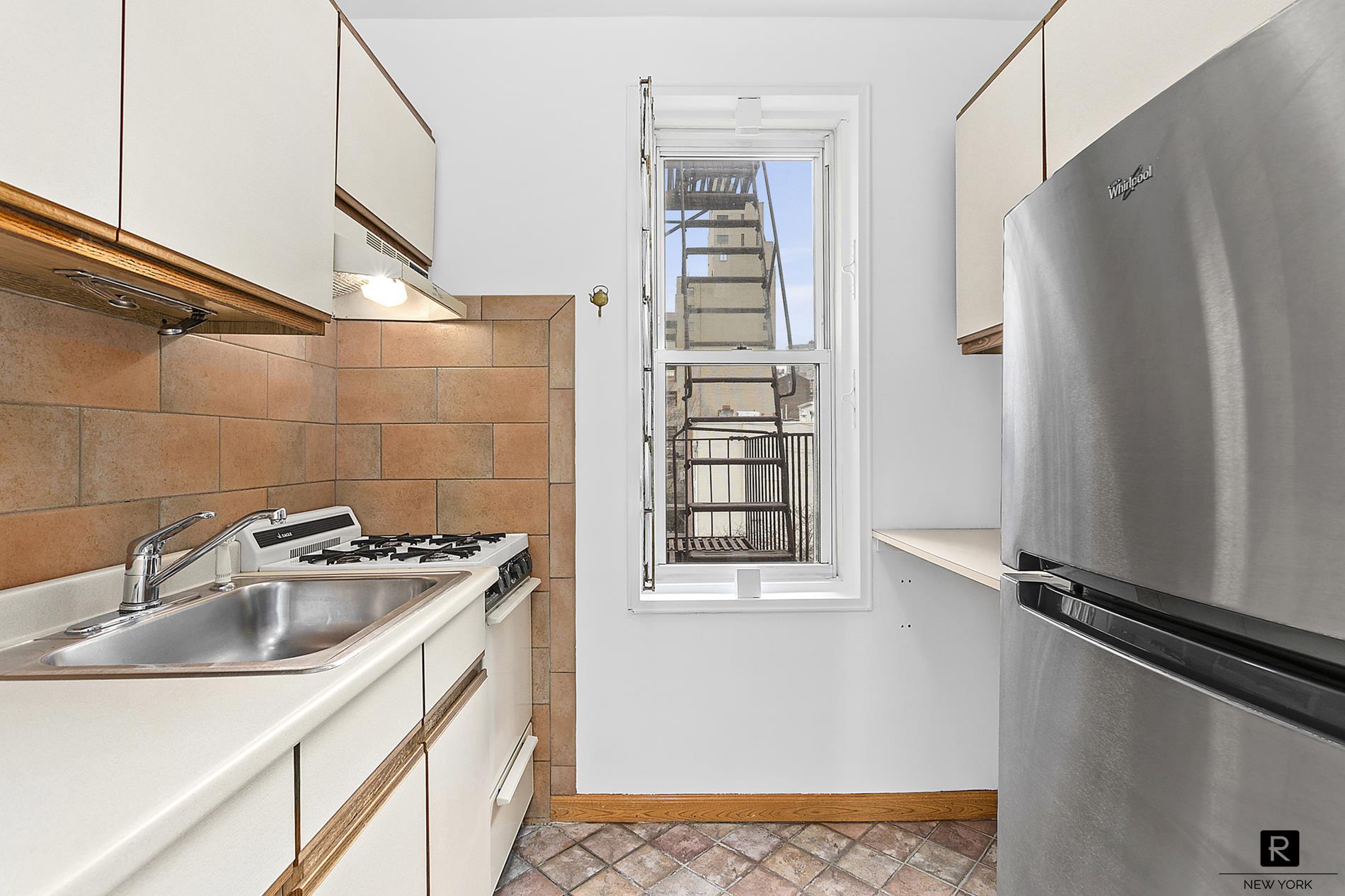 350 East 30th Street Kips Bay New York NY 10016