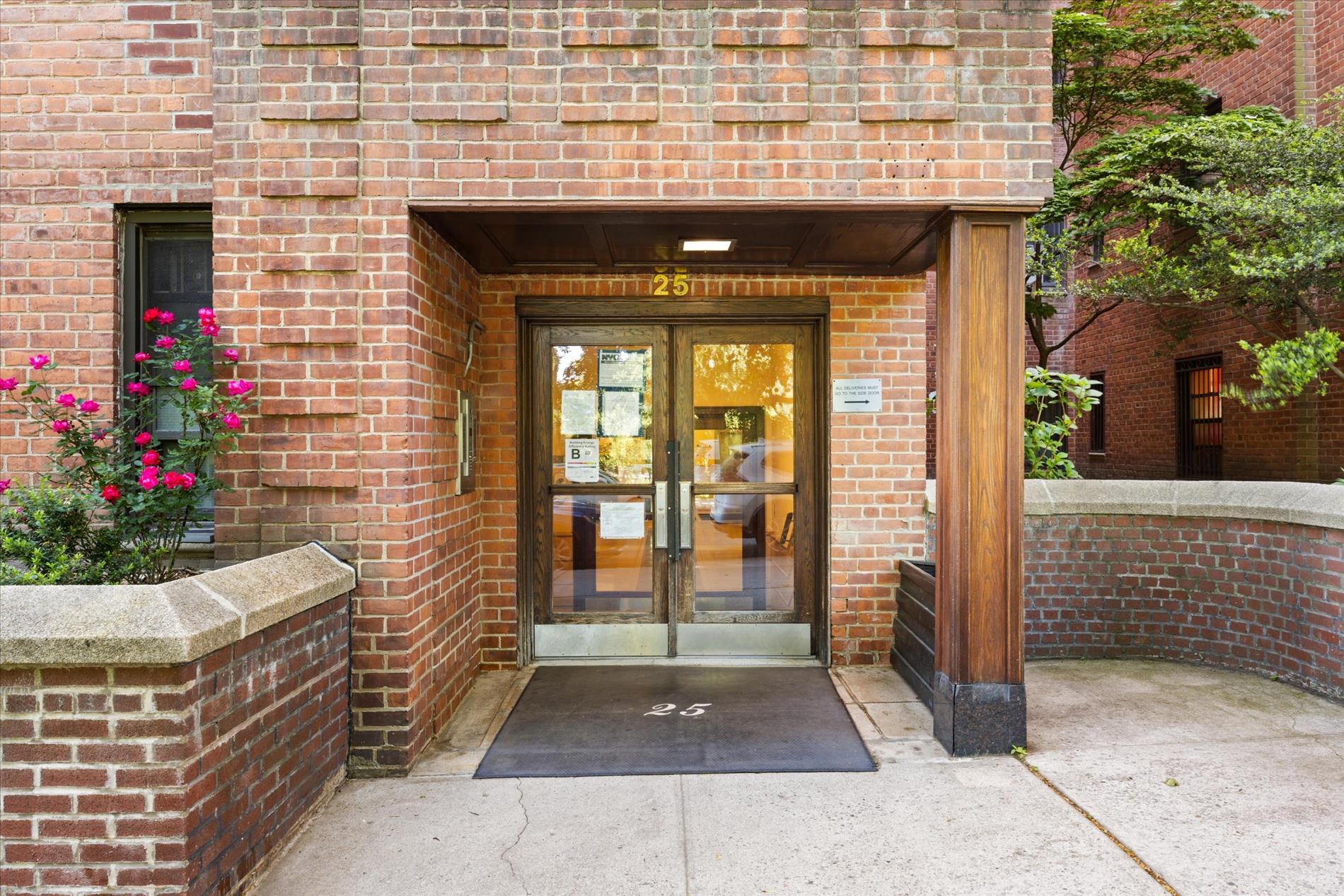 25 Indian Road 2A Inwood New York NY 10034