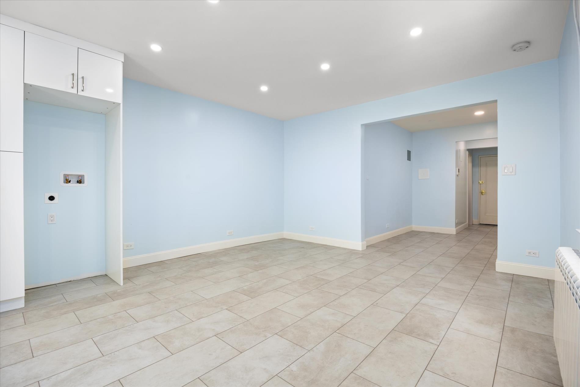 25 Indian Road 2A Inwood New York NY 10034
