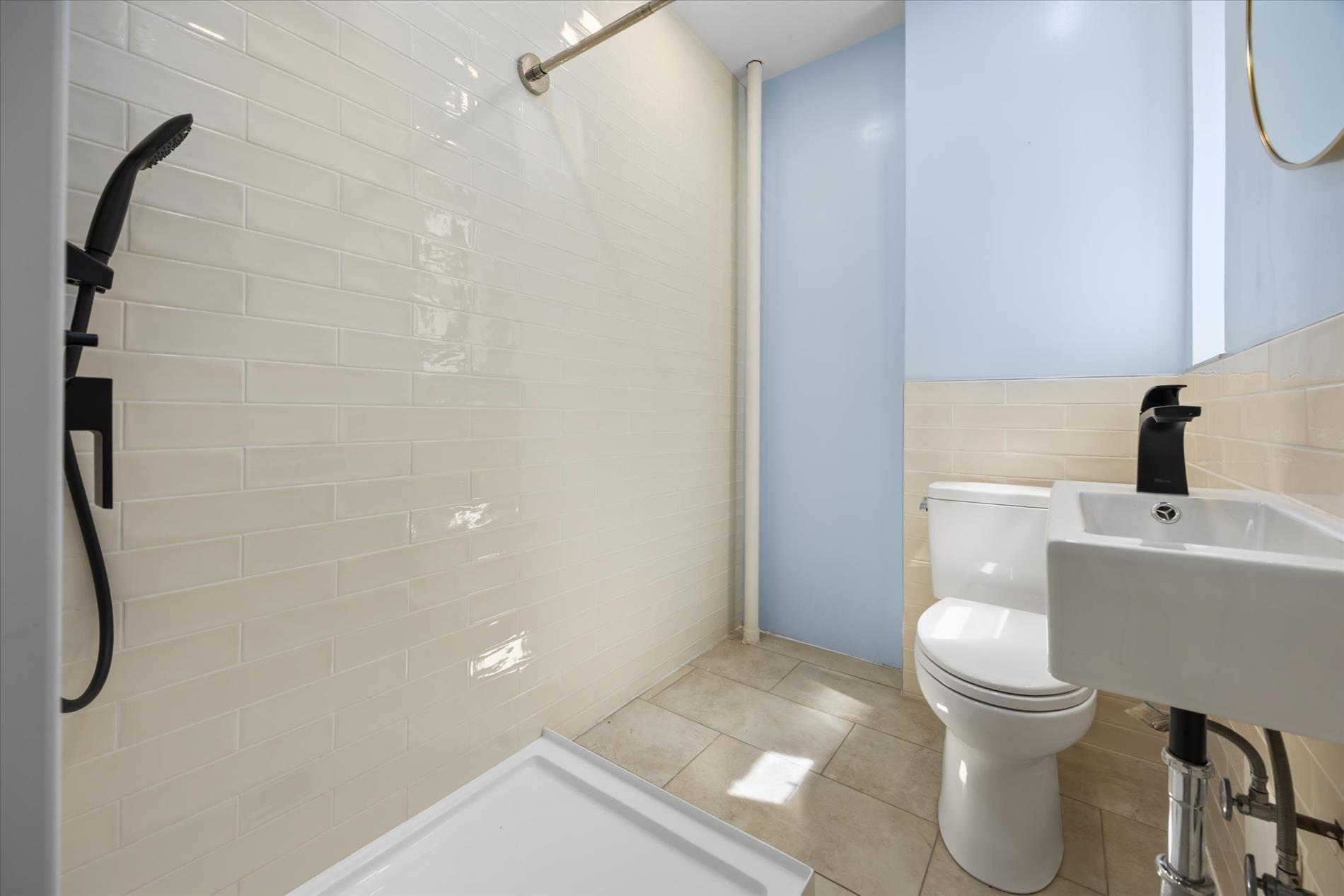 25 Indian Road 2A Inwood New York NY 10034