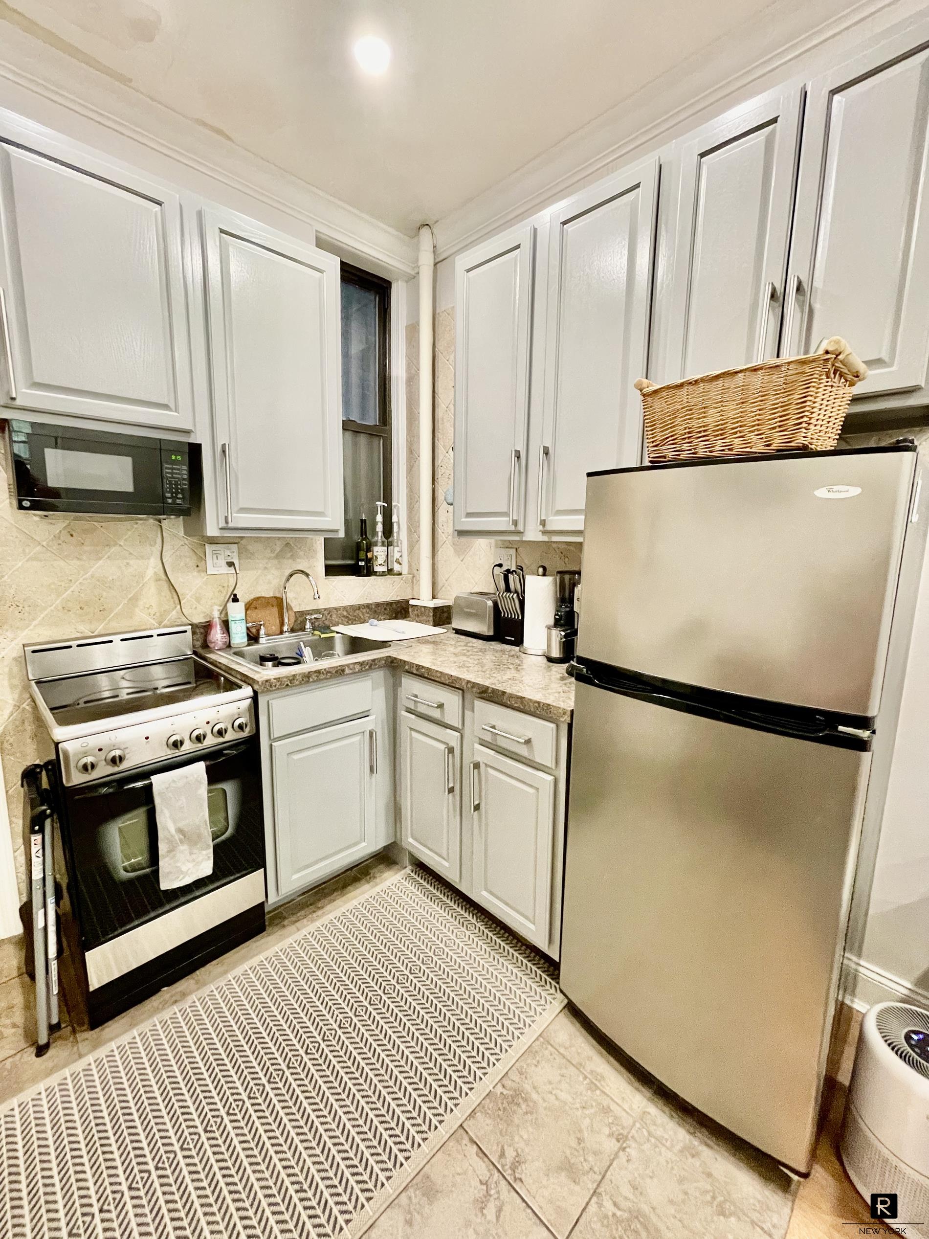 325 East 90th Street Upper East Side New York NY 10128