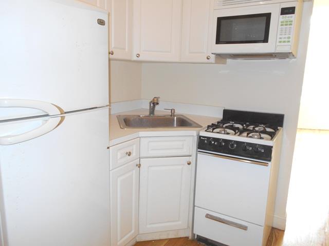 257 West 10th Street 1-W W. Greenwich Village New York NY 10011
