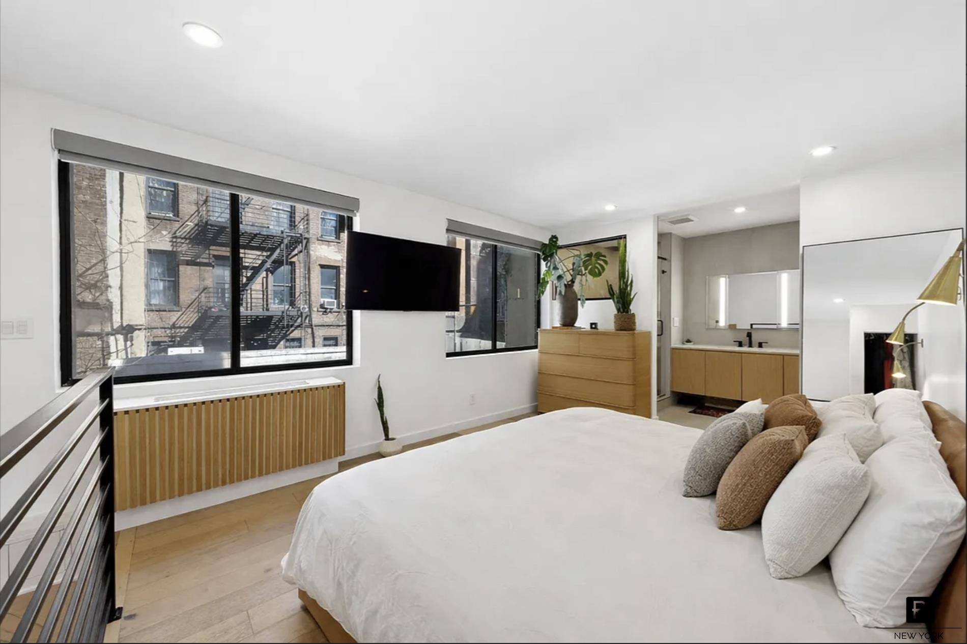 239 East 10th Street E. Greenwich Village New York NY 10003