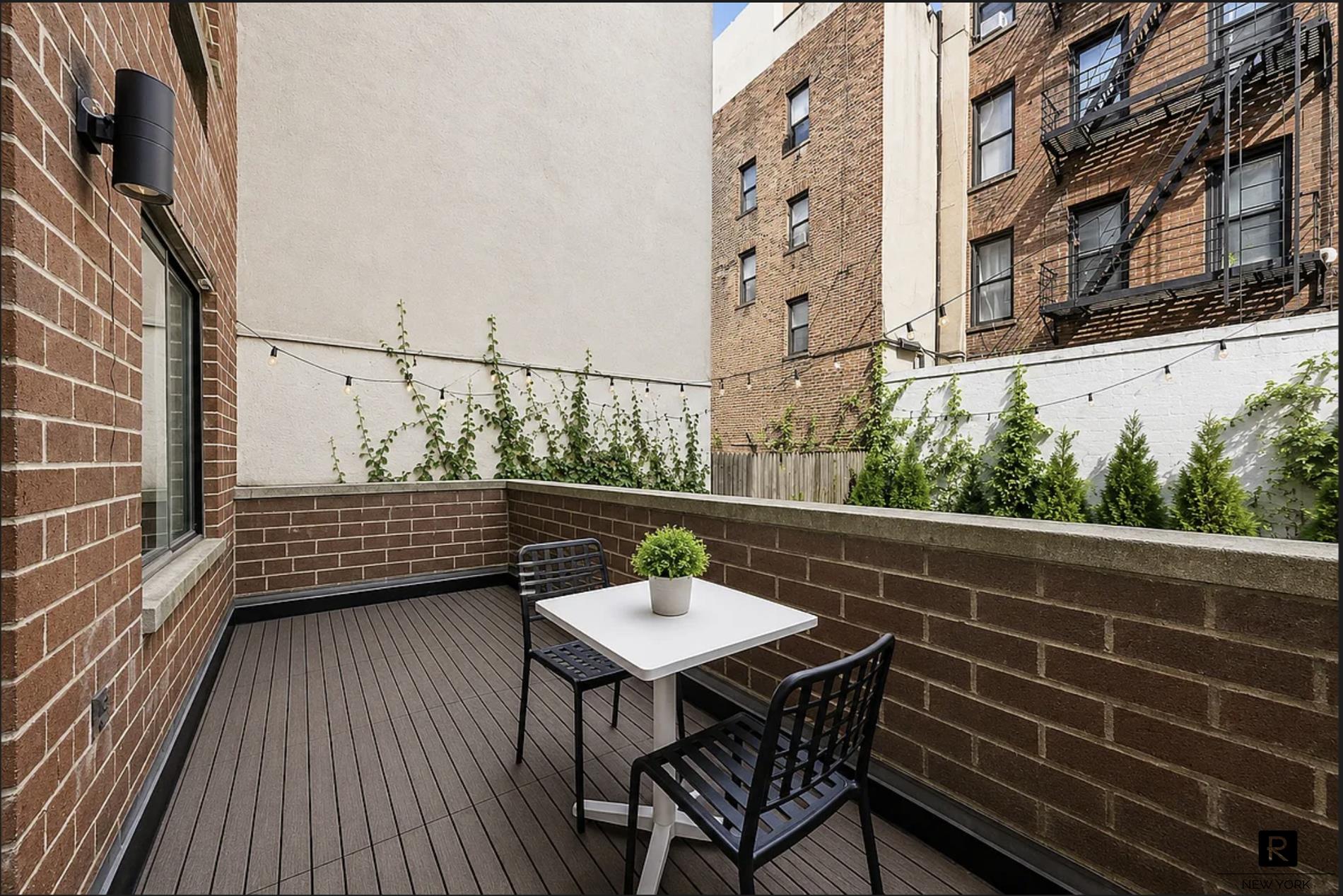 239 East 10th Street E. Greenwich Village New York NY 10003