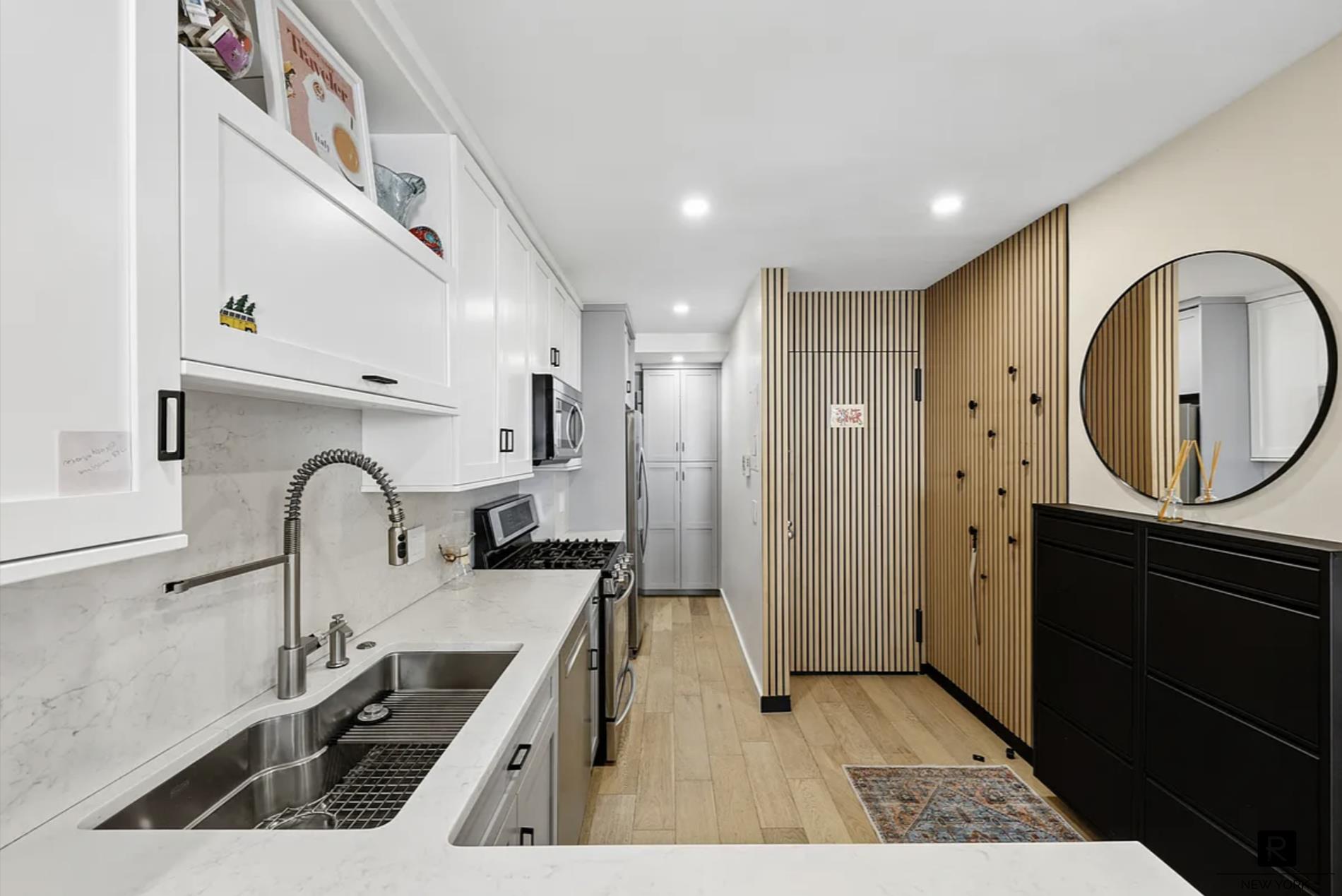 239 East 10th Street E. Greenwich Village New York NY 10003