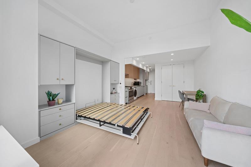 3 Court Square 523 Long Island City Queens NY 11101