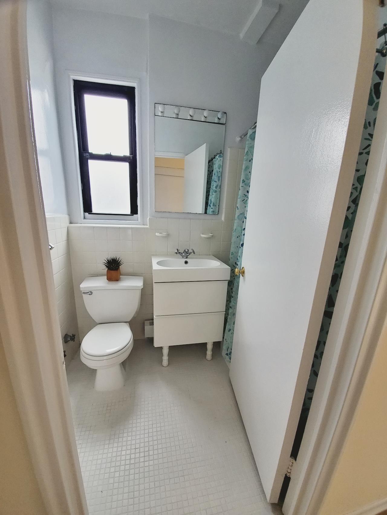 255 West 88th Street, #PHG