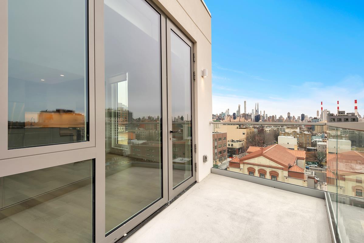 29-17 40th Avenue 802 Long Island City Queens NY 11101