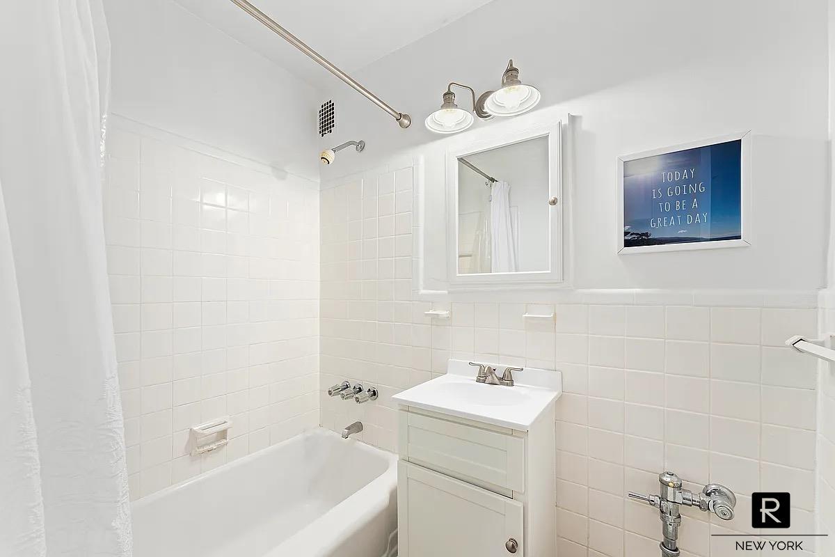 229 East 28th Street Kips Bay New York NY 10016