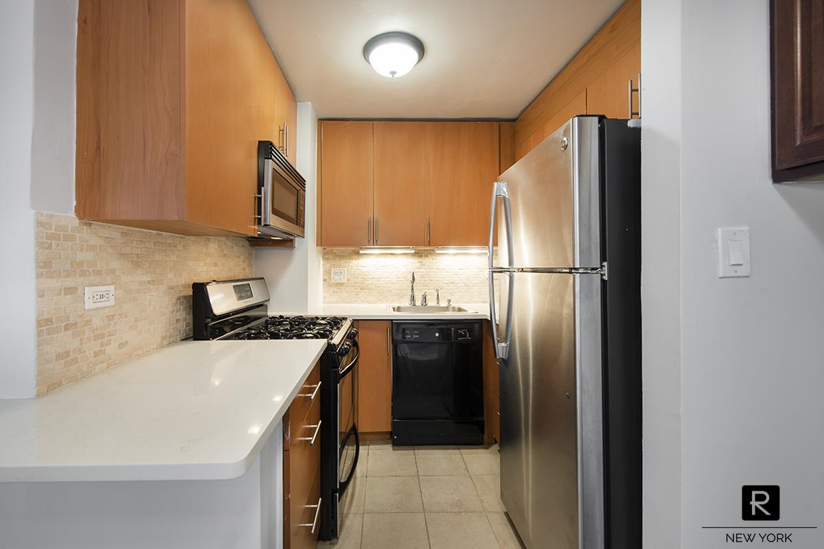 37-31 73rd Street 2-K Jackson Heights Queens NY 11372