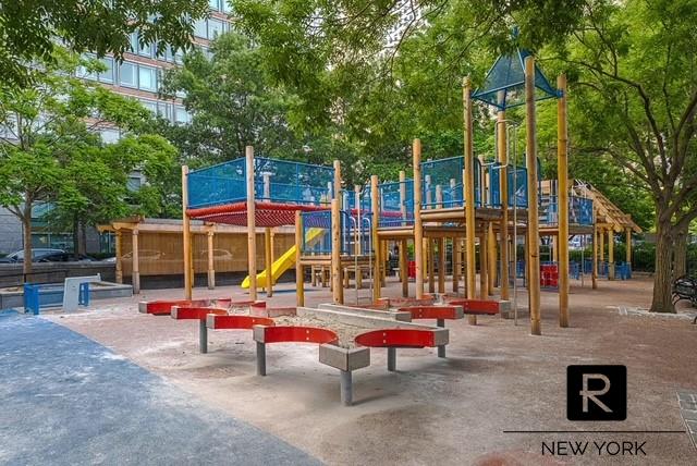 2 River Terrace Battery Park City New York NY 10282