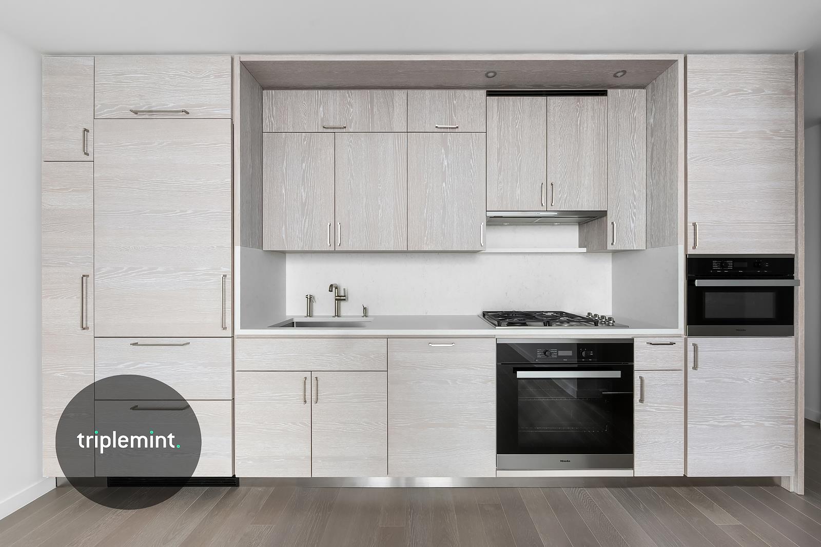 138 Willoughby Street, #46F