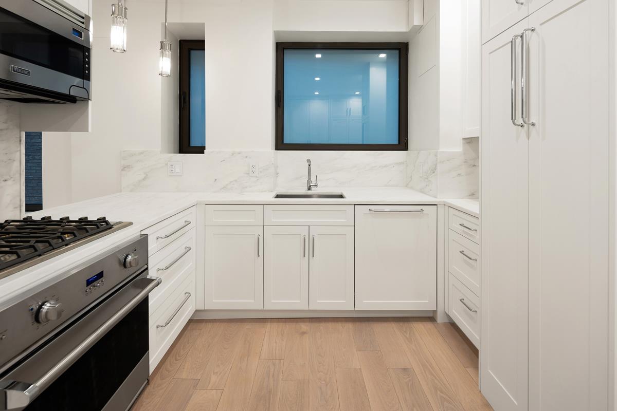 1045 Park Avenue, #6A