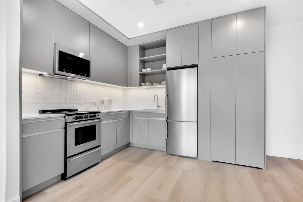 29-17 40th Avenue 711 Long Island City Queens NY 11101