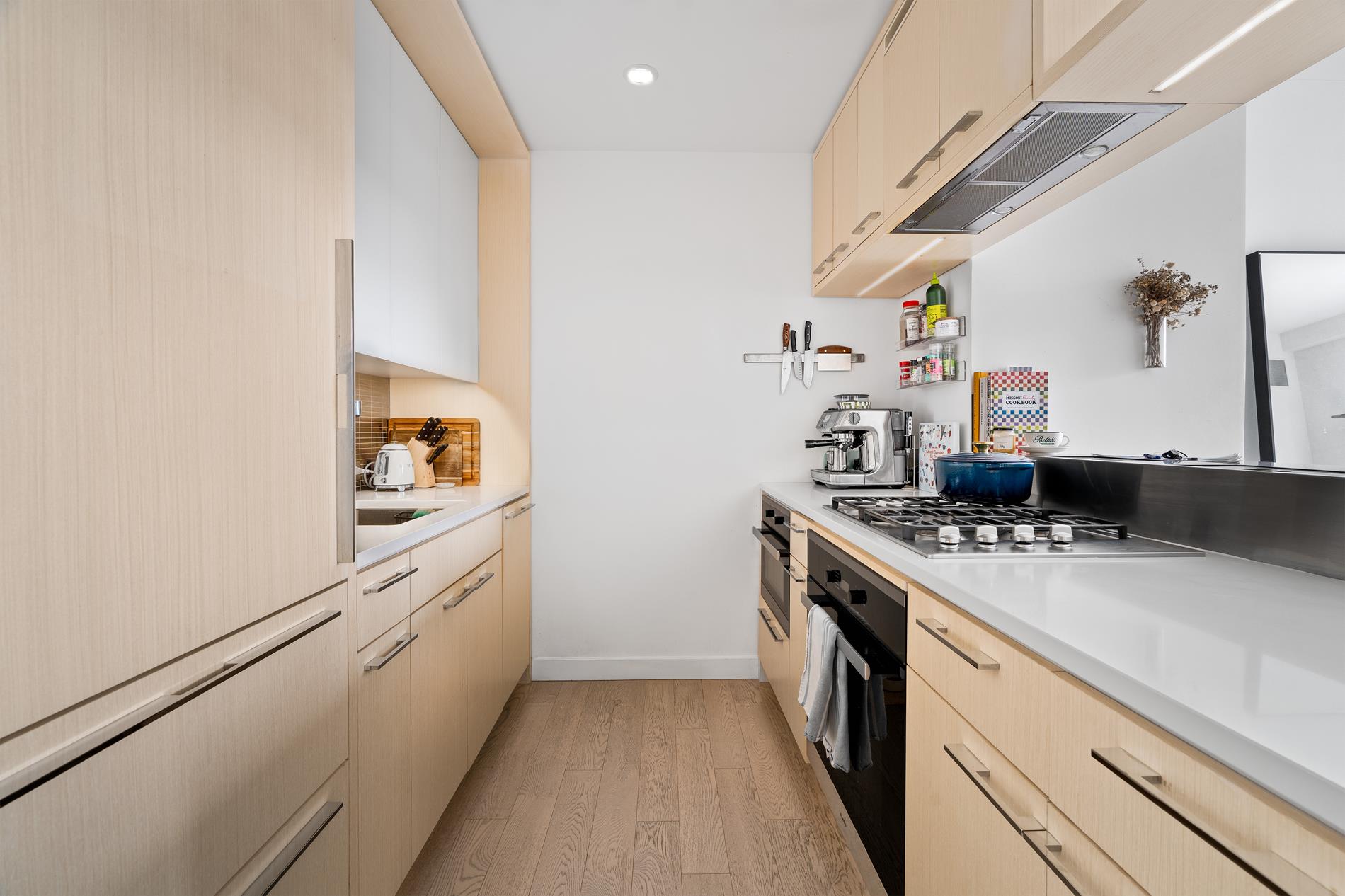 252 South Street 18B Lower East Side New York NY 10002