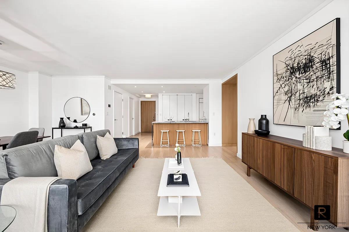 212 Warren Street Battery Park City New York NY 10282