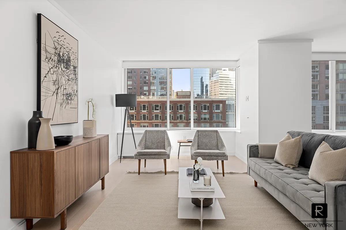 212 Warren Street Battery Park City New York NY 10282