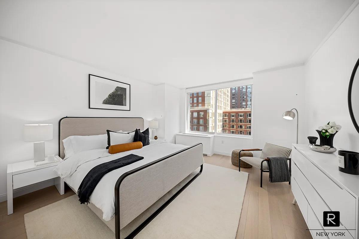 212 Warren Street Battery Park City New York NY 10282