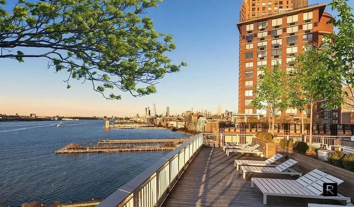 212 Warren Street Battery Park City New York NY 10282