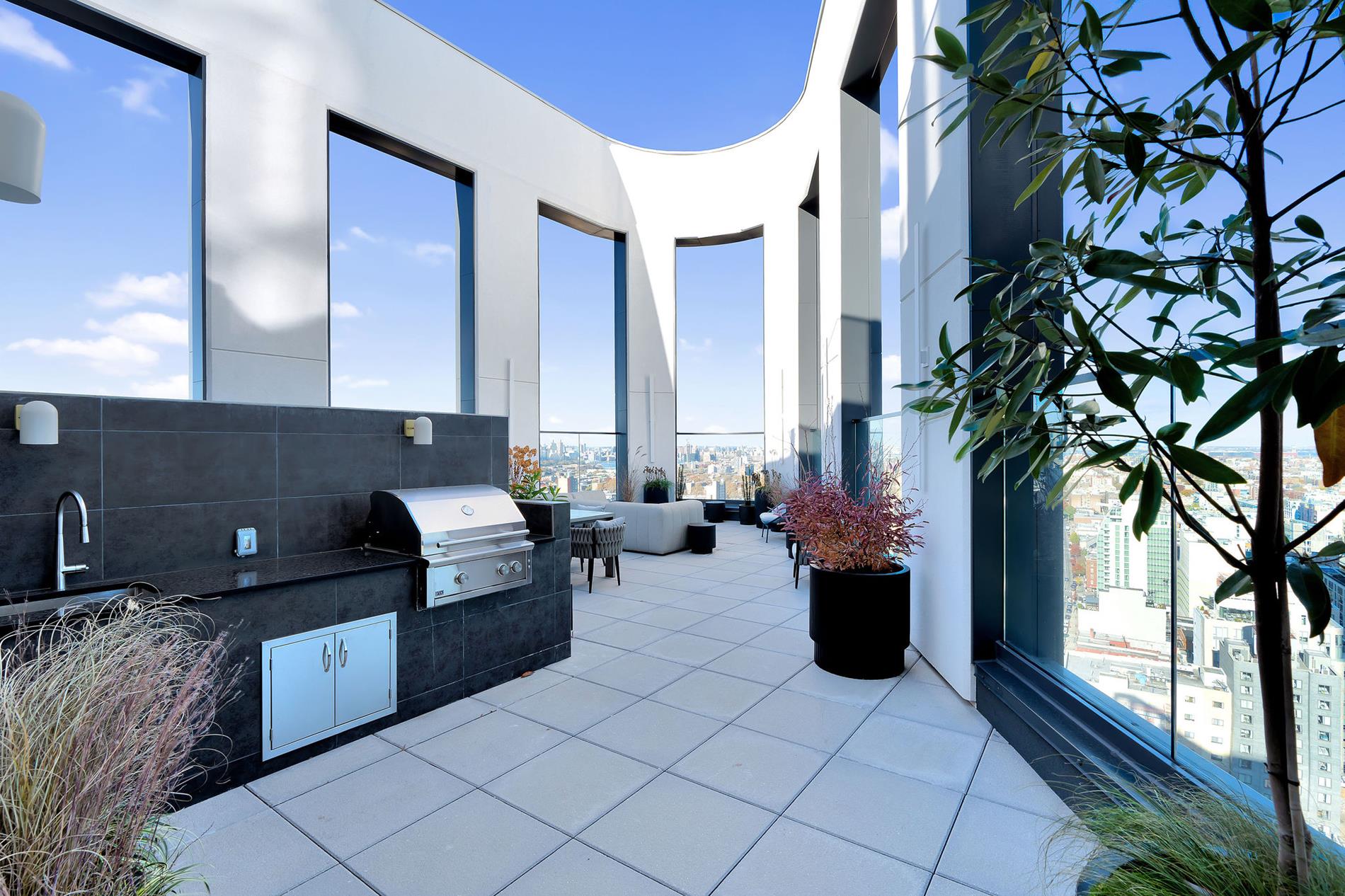29-18 41st Avenue 14B Long Island City Queens NY 11101