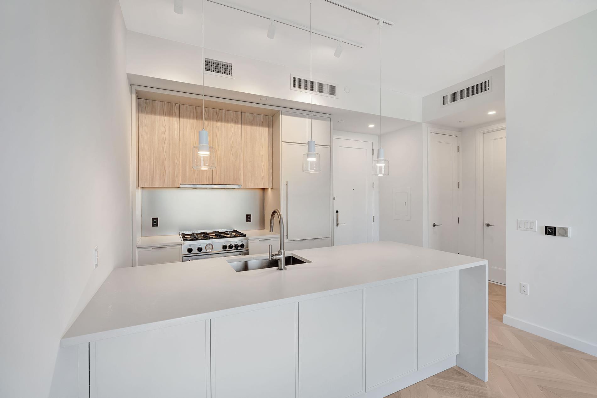 29-18 41st Avenue 14B Long Island City Queens NY 11101