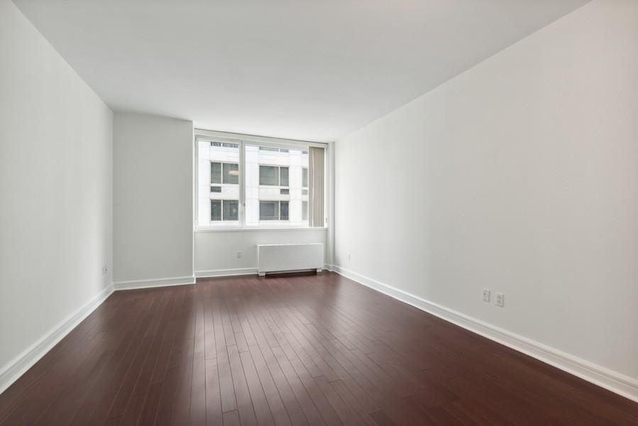 100 Riverside Boulevard, #5E