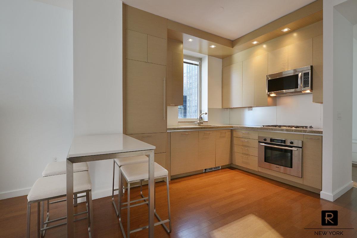 1600 Broadway Midtown West New York NY 10019