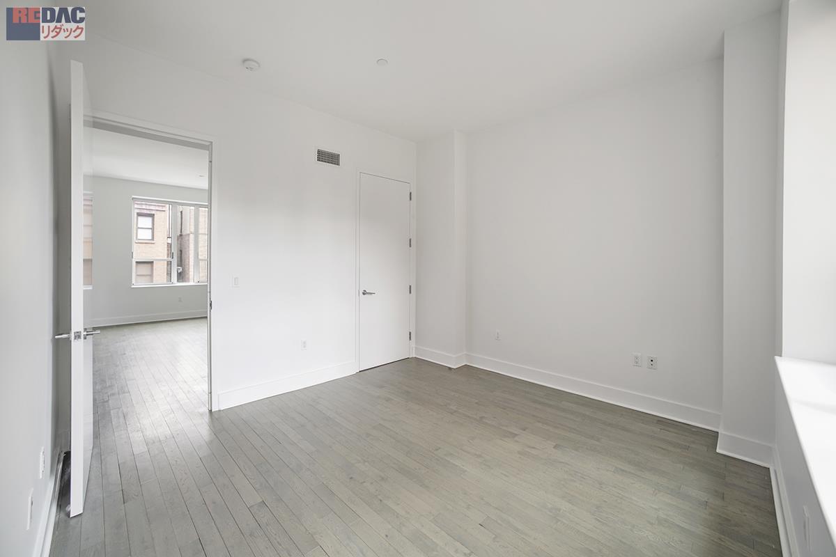 416 West 52nd Street 520 Clinton New York NY 10019