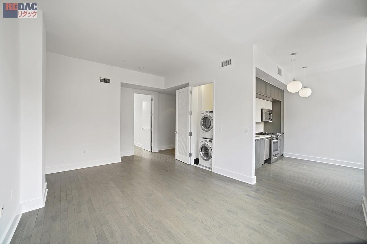 416 West 52nd Street 520 Clinton New York NY 10019