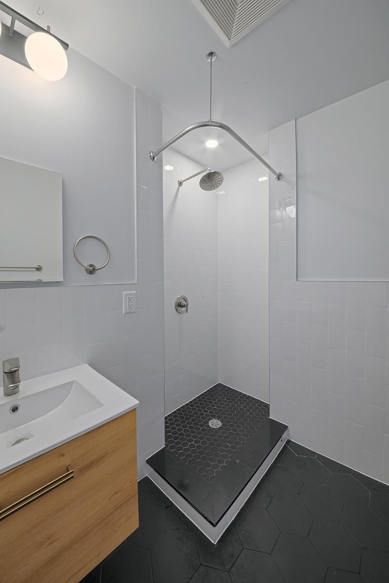 253 East 10th Street 8-12 E. Greenwich Village New York NY 10009