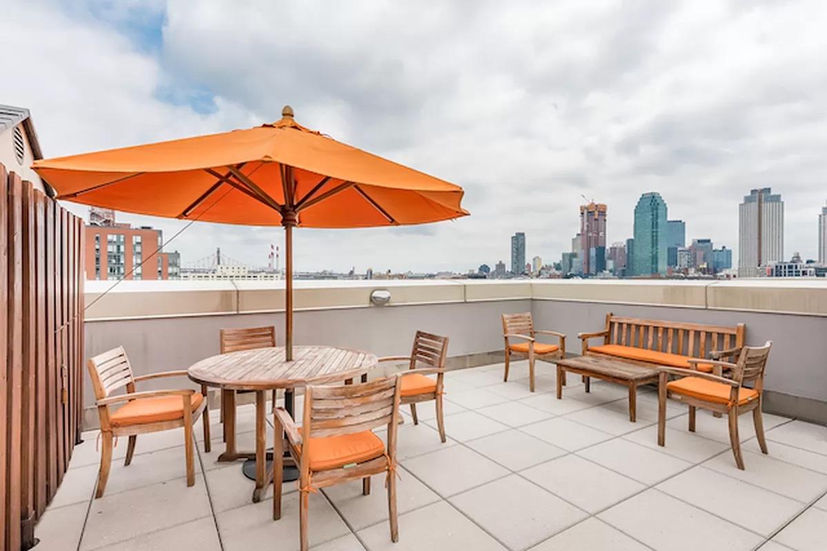 5-09 48th Avenue 6D Long Island City Queens NY 11101