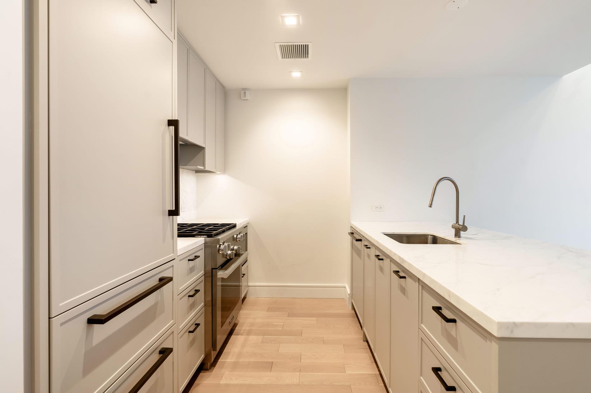 540 Sixth Avenue Flatiron District New York NY 10011