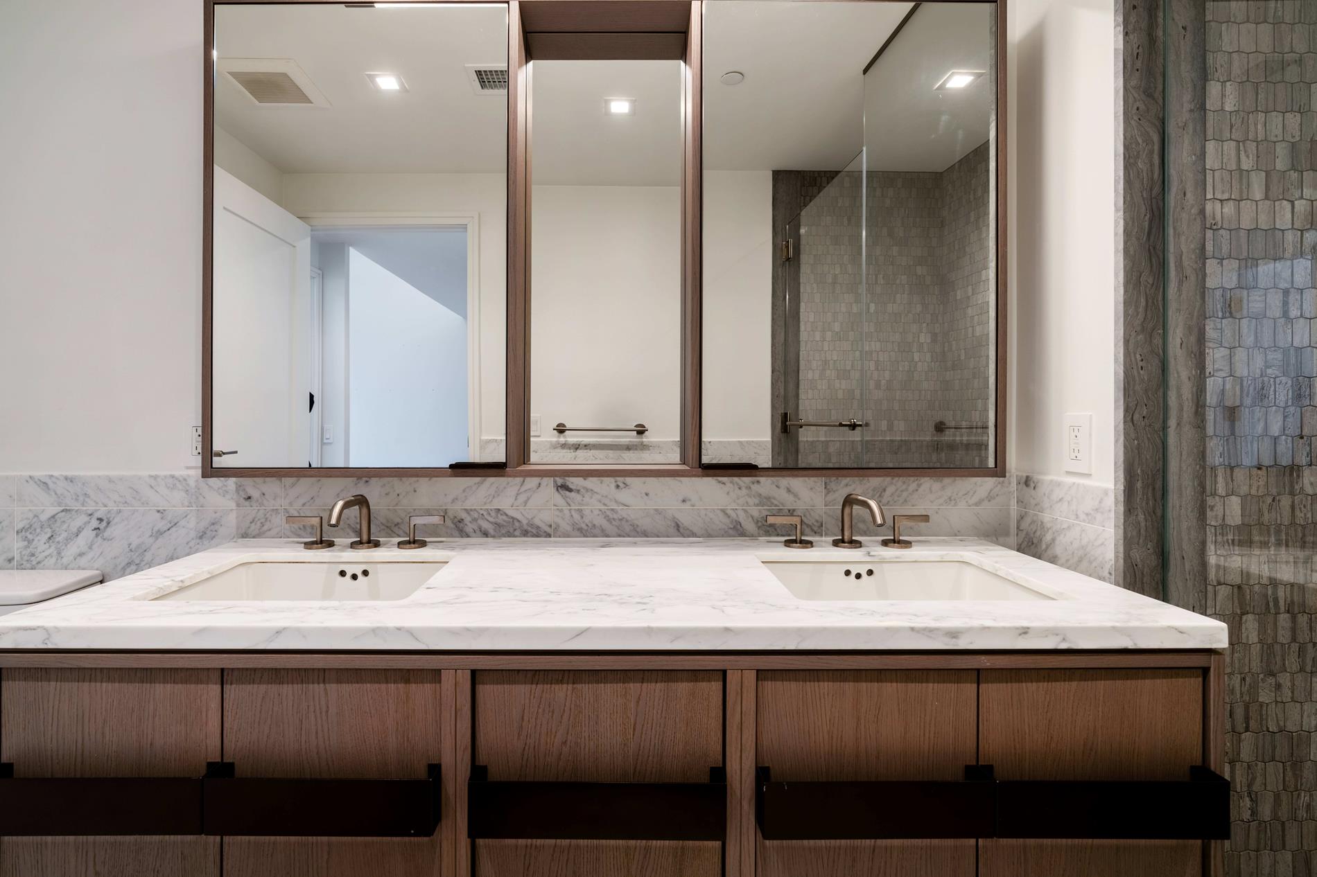 540 Sixth Avenue Flatiron District New York NY 10011