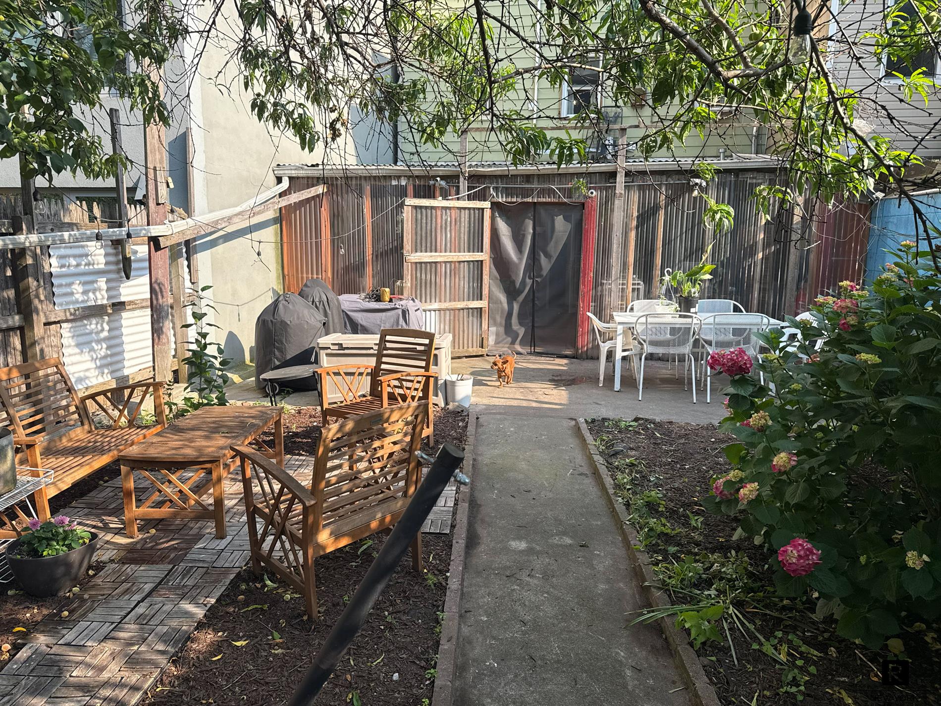 137 Meserole Street Williamsburg Brooklyn NY 11206