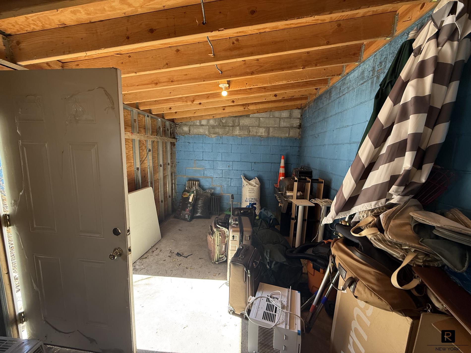 137 Meserole Street Williamsburg Brooklyn NY 11206