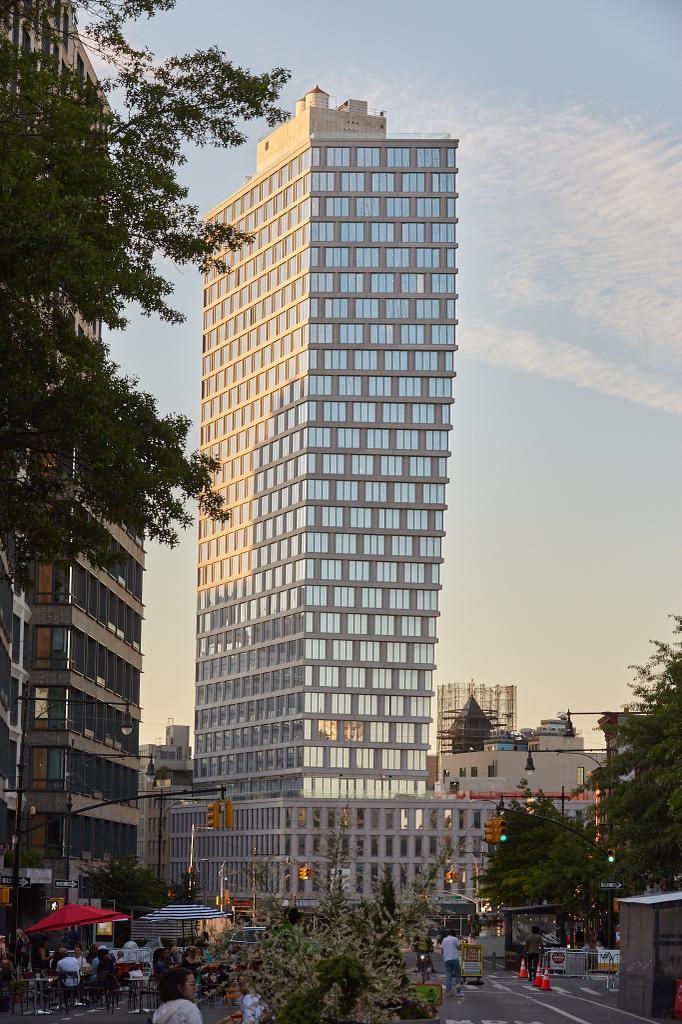 545 Vanderbilt Avenue, #12I
