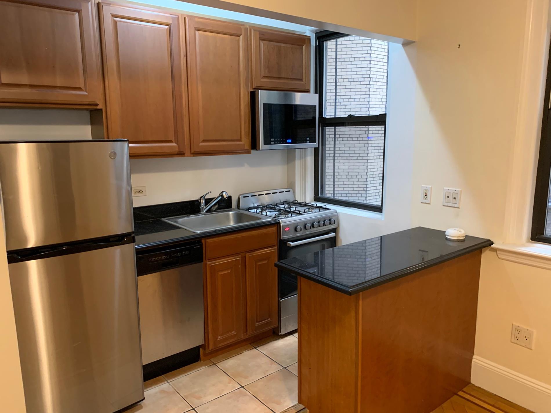37 West 72nd Street 6-f, #6F