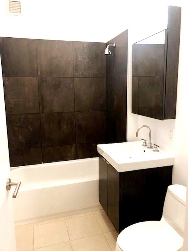 184 Kent Avenue A407 Williamsburg Brooklyn NY 11249