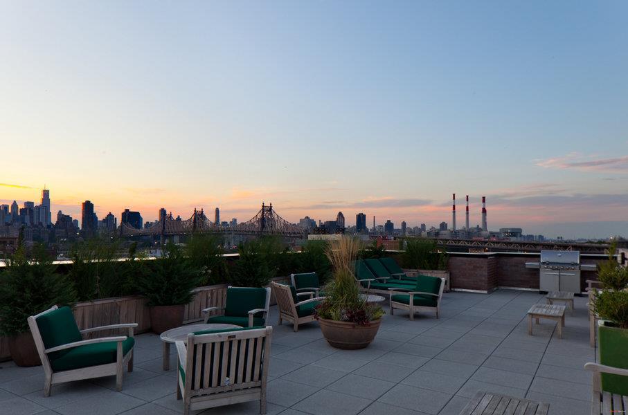 21-45 44th Drive 6-D Court Square Queens NY 11101