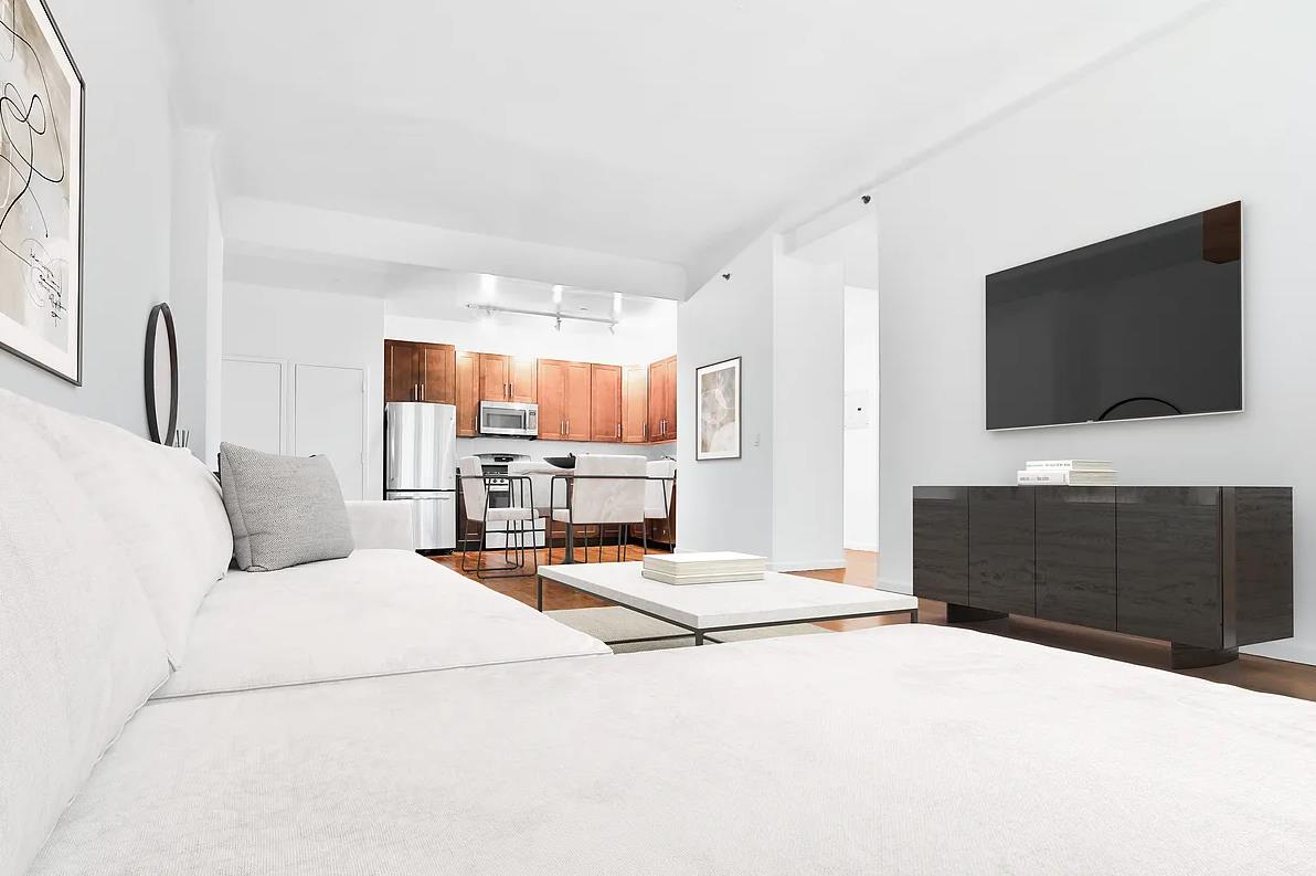 135 William Street, #4B