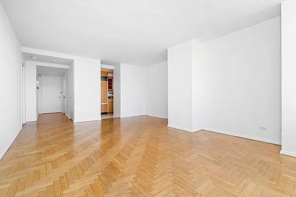 160 West 66th Street 39-J Lincoln Square New York NY 10023