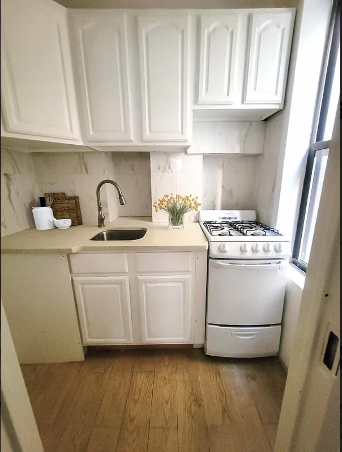 201 East 35th Street Midtown East New York NY 10016