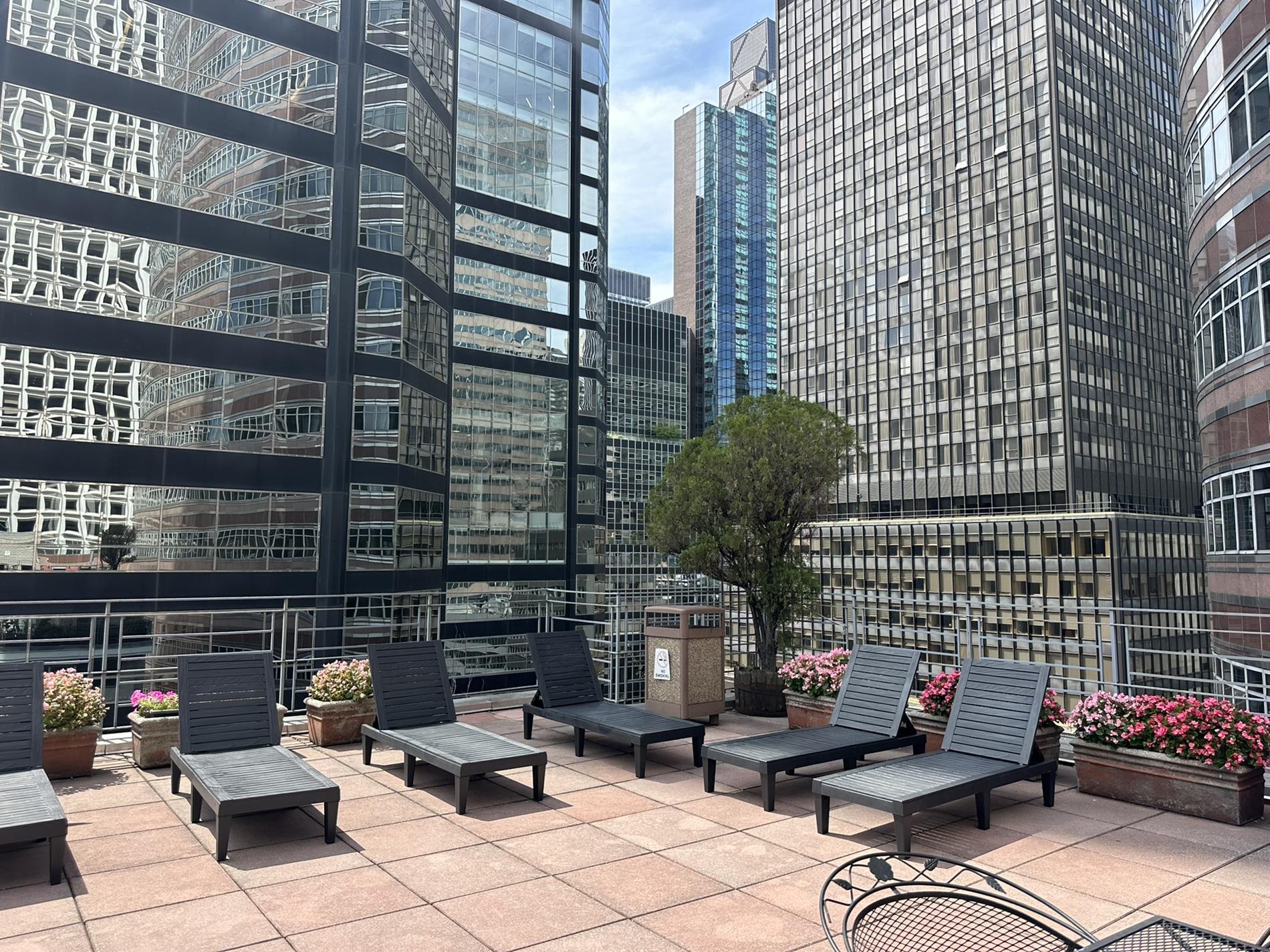 211 East 53rd Street 10-G Turtle Bay New York NY 10022